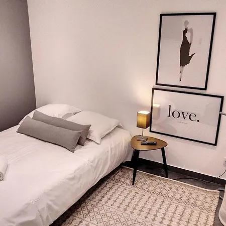 Juan-les-pins Center, Diego Suarez Apartment *