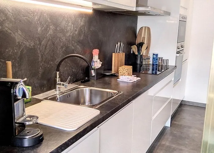 Juan-les-pins Center, Diego Suarez * Αντίμπ